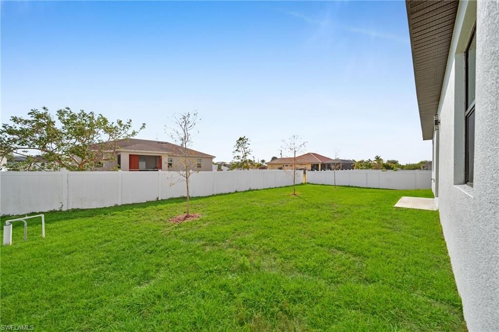 1208 NW 25th Pl, Cape Coral, FL 33993 Photo