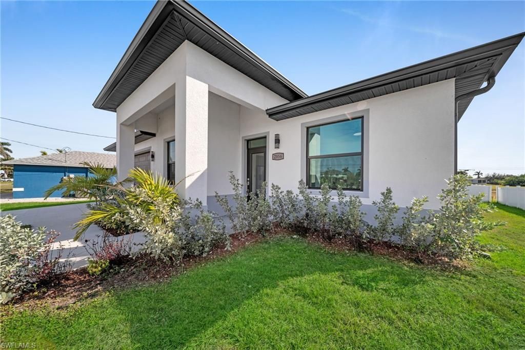 1208 NW 25th Pl, Cape Coral, FL 33993 Photo