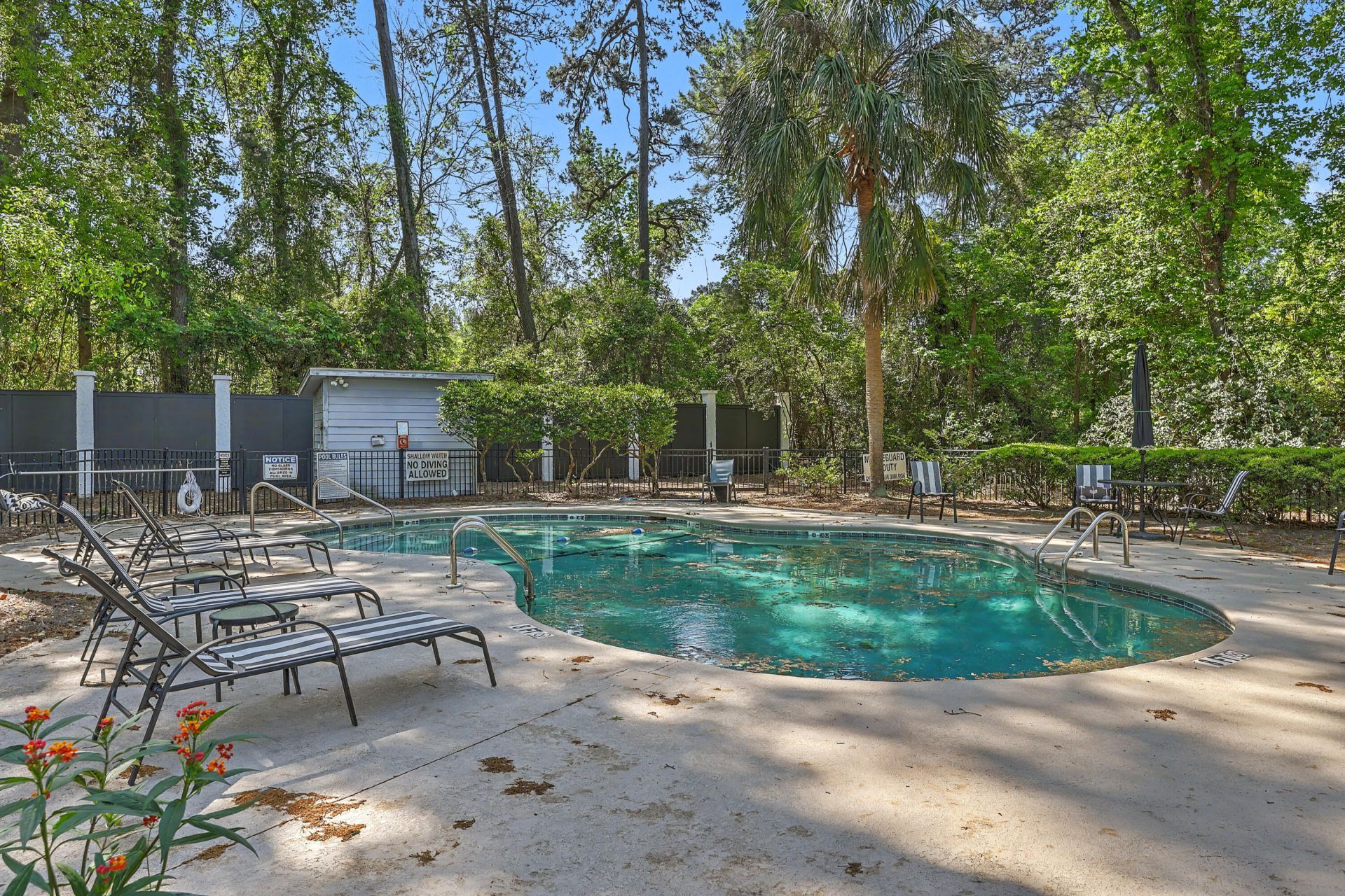 1713 Greystone Boulevard Photo 28