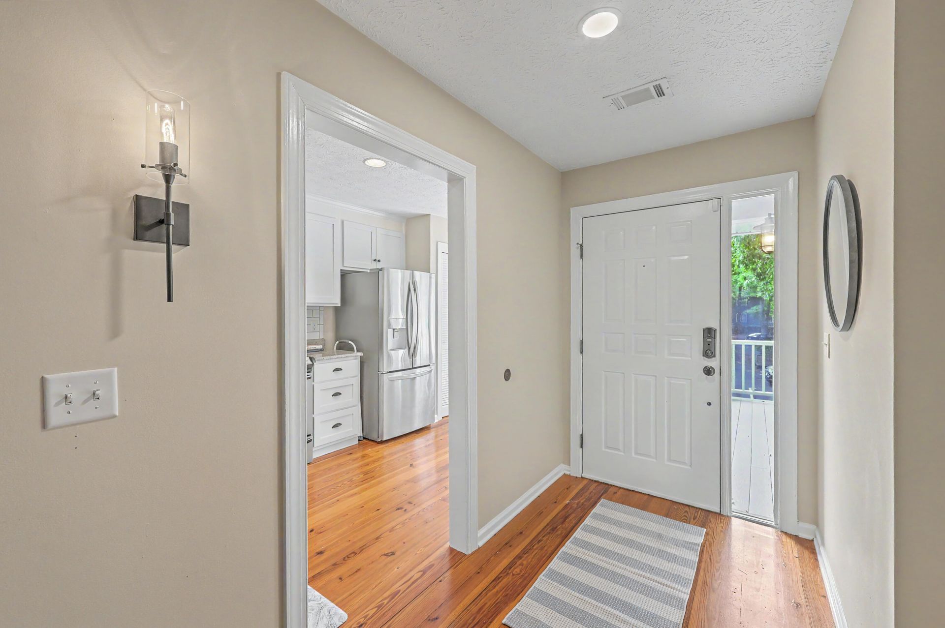 1713 Greystone Boulevard Photo 6