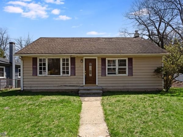 17 Katherine Rd, Rockaway, NJ 07866