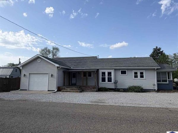 1559 S 4th Street, Clinton, IN 47842