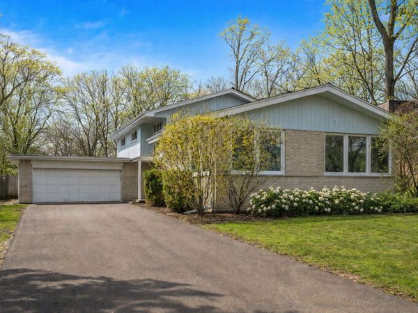 161 E Stone Avenue , Lake Forest, IL 60045