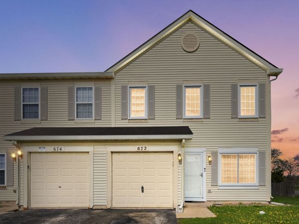 672 Edward Drive , Romeoville, IL 60446