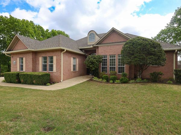 105 ALEXWOOD Drive, Hot Springs, AR 71913