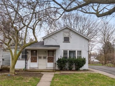 68 Mitchell Street , Oswego, NY 13126