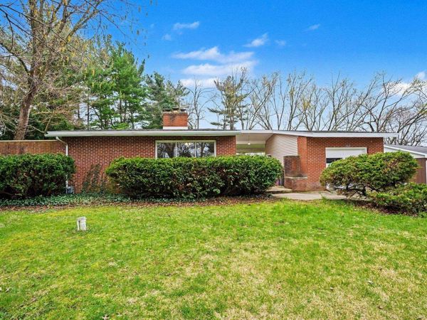 19600 Ruth Avenue, South Bend, IN 46614