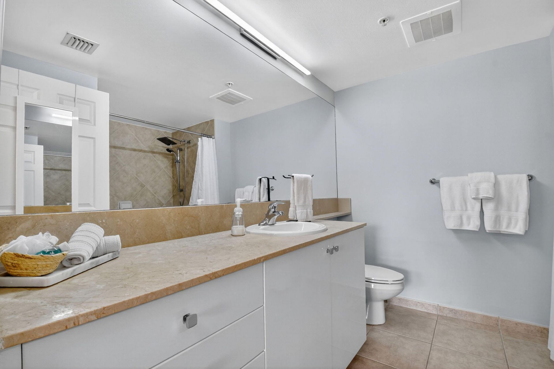 625 Casa Loma Boulevard, Unit 306, Boynton Beach, FL 33435 Photo