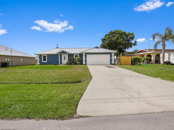 2138 SW Janette Avenue, Port St. Lucie, FL 34953