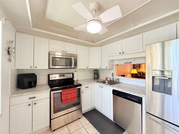 2901 NW 48th Avenue, Unit 163, Lauderdale Lakes, FL 33313