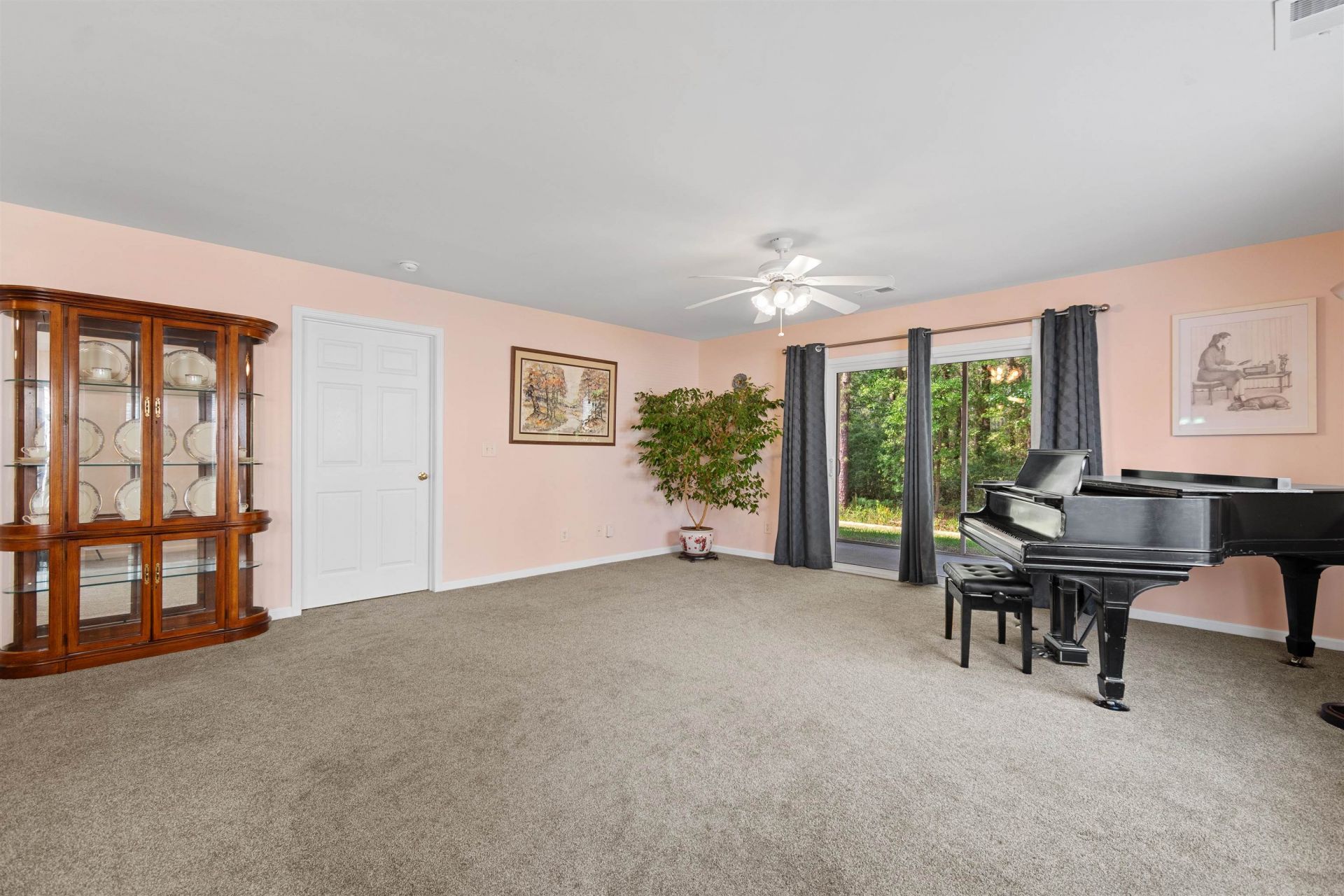 4846 Meadowsweet Dr. Photo 11