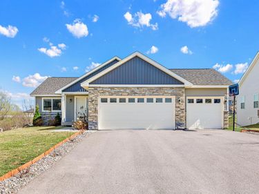 825 Harvest Drive SW, Lonsdale, MN 55046