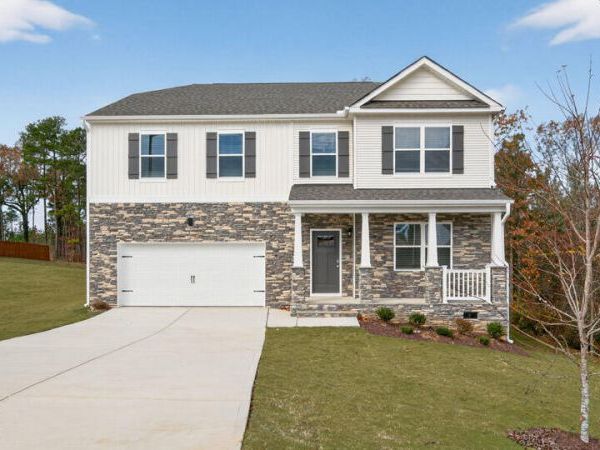 152 Charlies Bend Way, Spring Lake, NC 28390