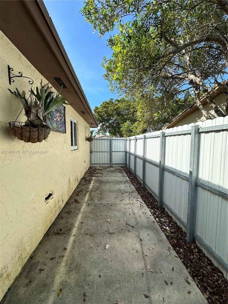 17335 SW 108th Ct, Miami, FL 33157 Photo