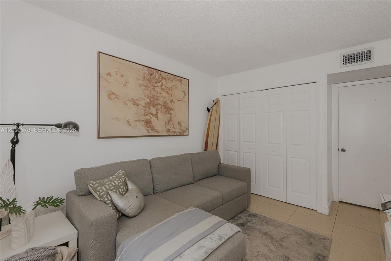 159 Lakeview Dr, Unit 102, Weston, FL 33326 Photo