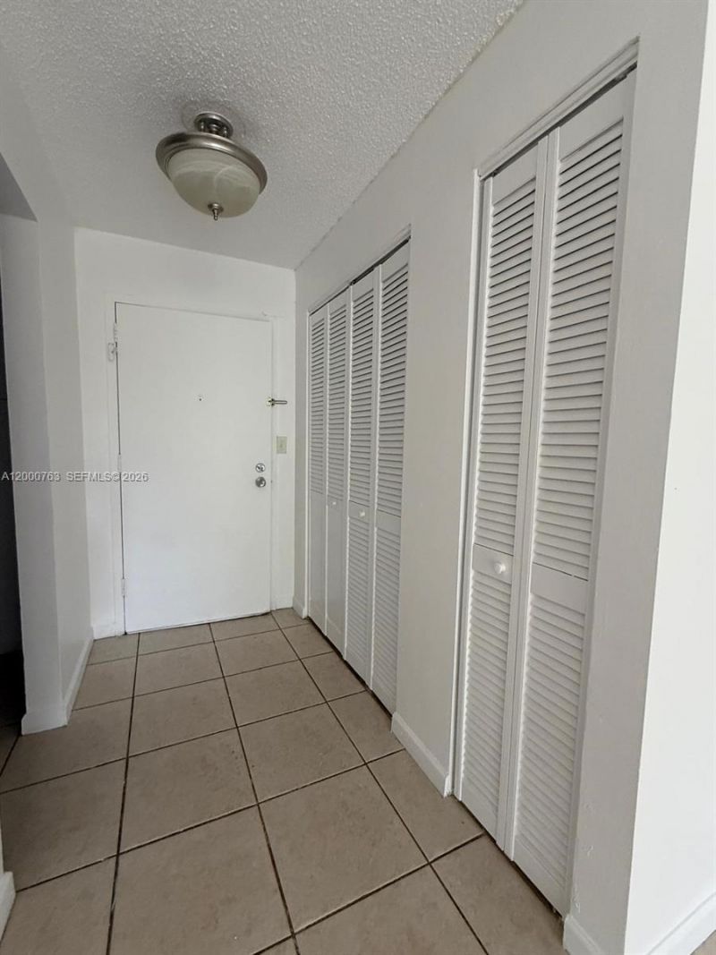 1805 Sans Souci Blvd, Unit 521, North Miami, FL 33181 Photo