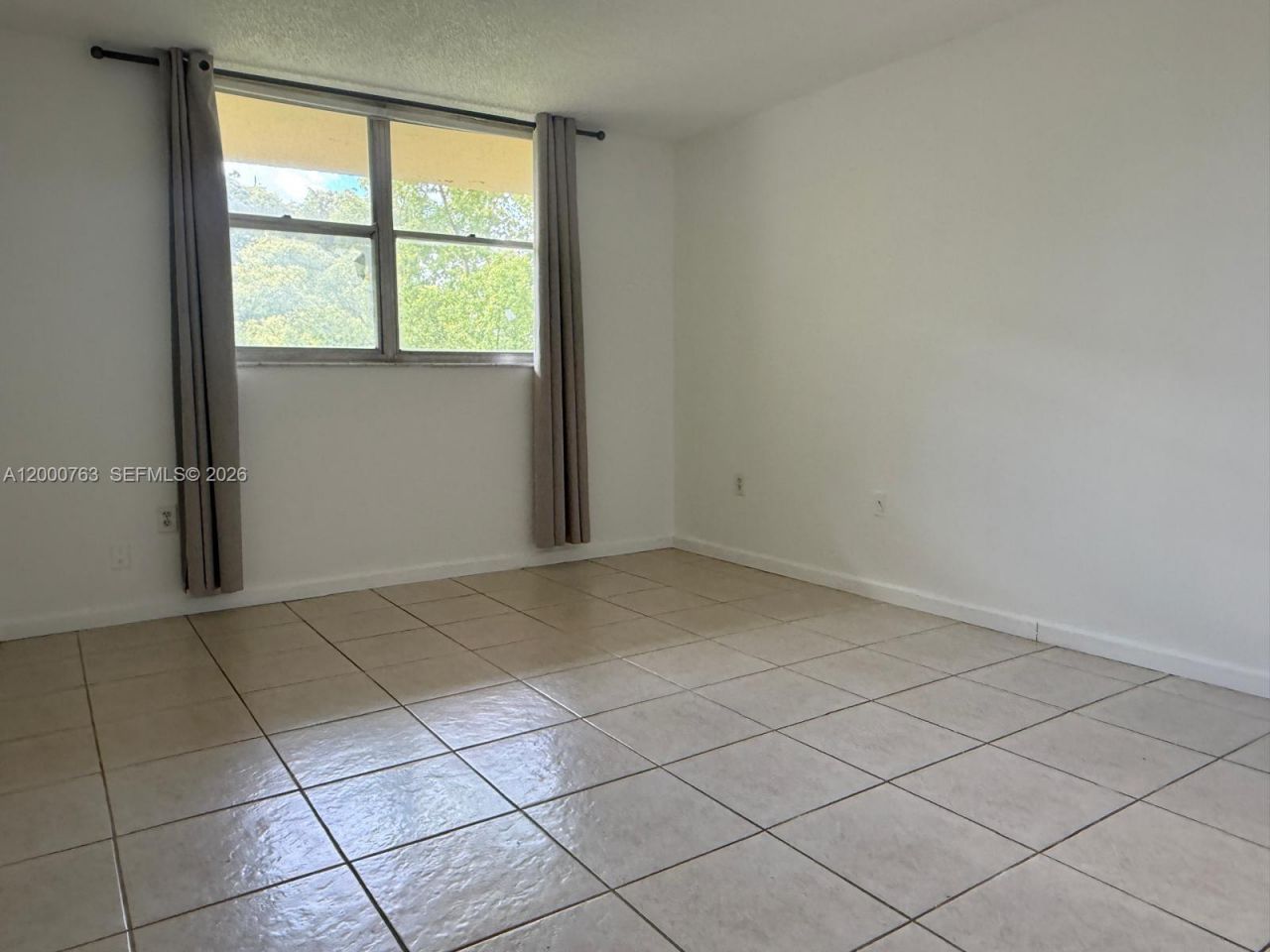 1805 Sans Souci Blvd, Unit 521, North Miami, FL 33181 Photo