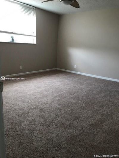 406 NW 68th Ave, Unit 403, Plantation, FL 33317 Photo