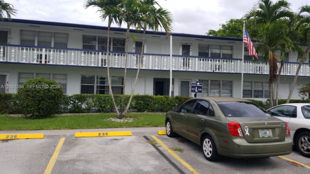 235 Northampton L, Unit 235, West Palm Beach, FL 33417 Photo