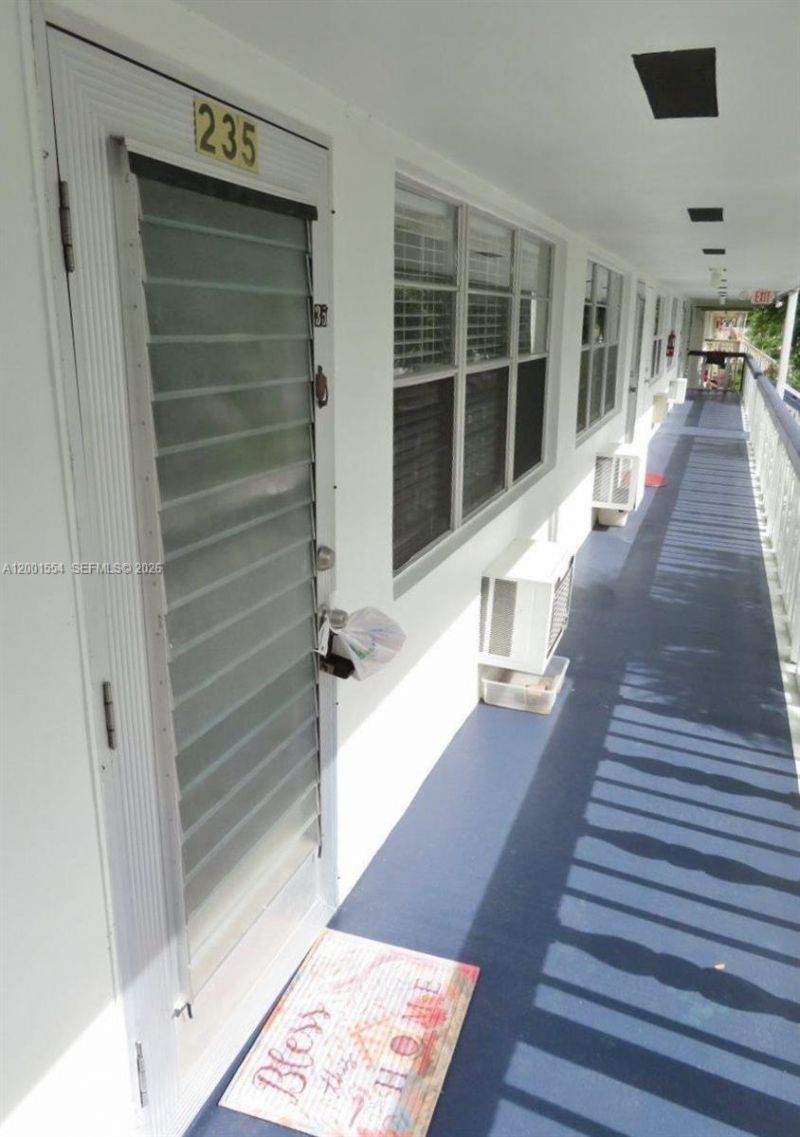 235 Northampton L, Unit 235, West Palm Beach, FL 33417 Photo