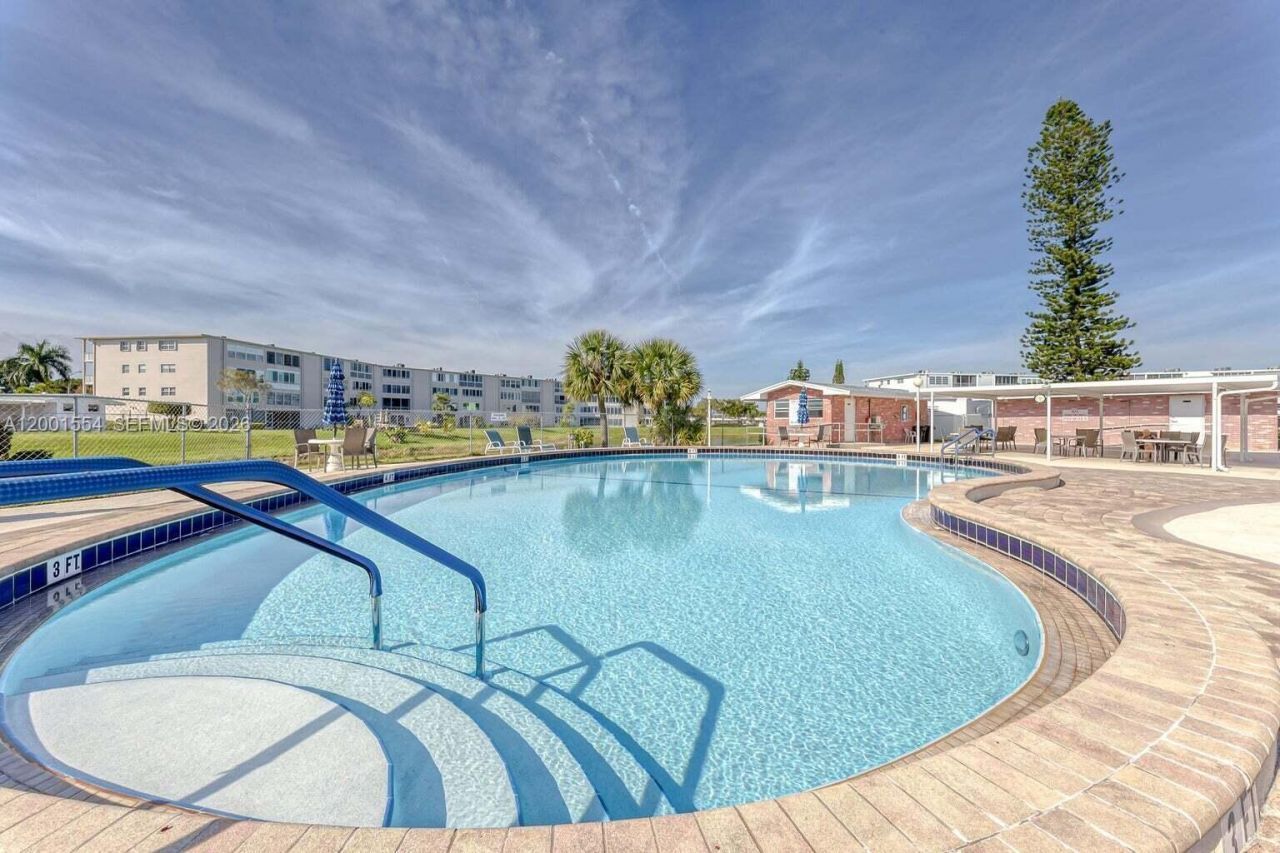 235 Northampton L, Unit 235, West Palm Beach, FL 33417 Photo
