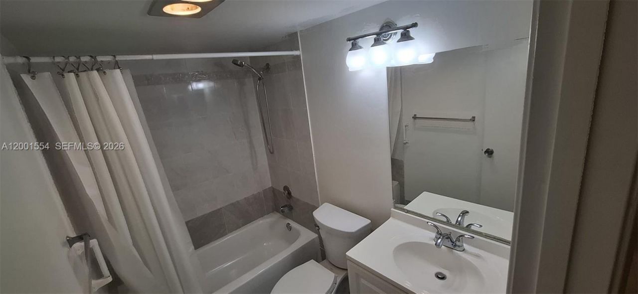 235 Northampton L, Unit 235, West Palm Beach, FL 33417 Photo