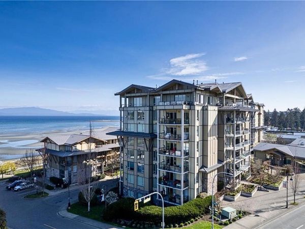 194 Beachside Dr, Unit 206, Parksville, BC V9P 0B1