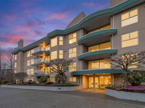 3009 Brittany Dr, Unit 309, Langford, BC V9B 5P8