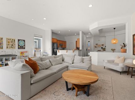 1123 Harbor Town Circle, Sparks, NV 89436 Photo