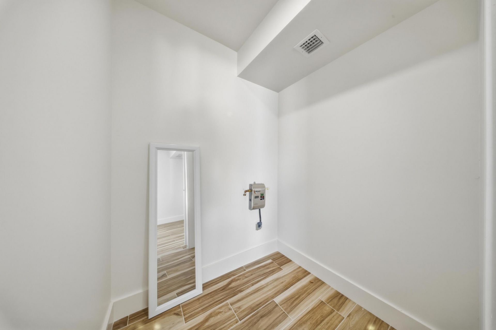 100 E 63rd Street Ocean, Marathon, FL 33050 Photo