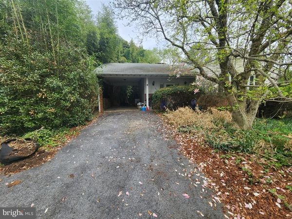 6111 OAKLAND MILLS ROAD , SYKESVILLE, MD 21784