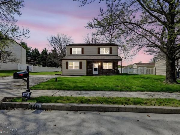 140 WILDFLOWER DRIVE , PLYMOUTH MEETING, PA 19462