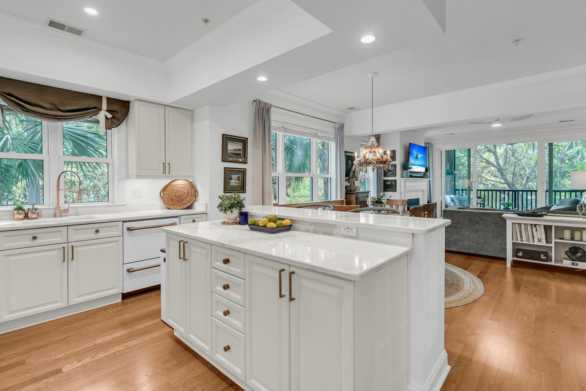 1479 Long Grove Drive Photo 14