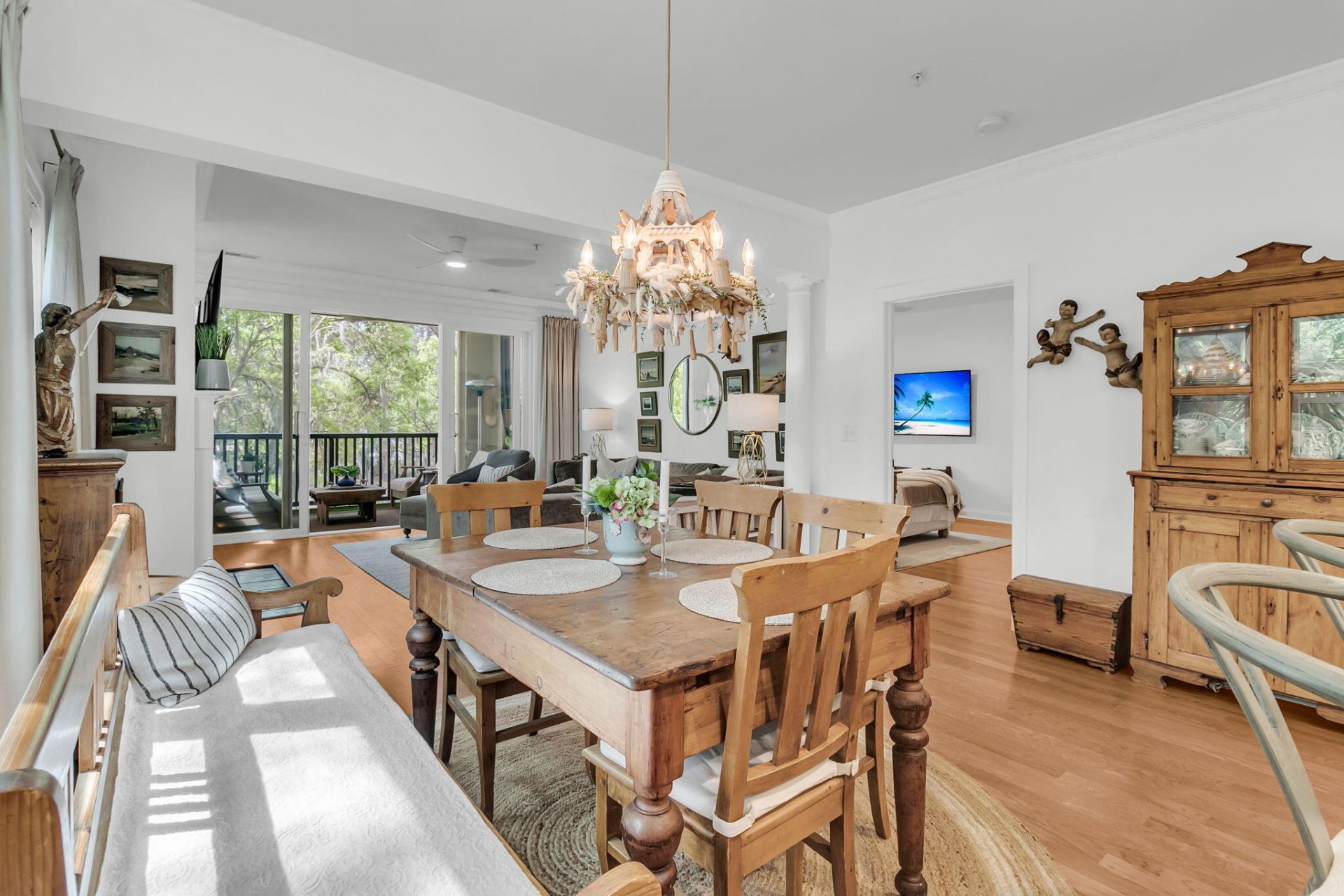 1479 Long Grove Drive Photo 16