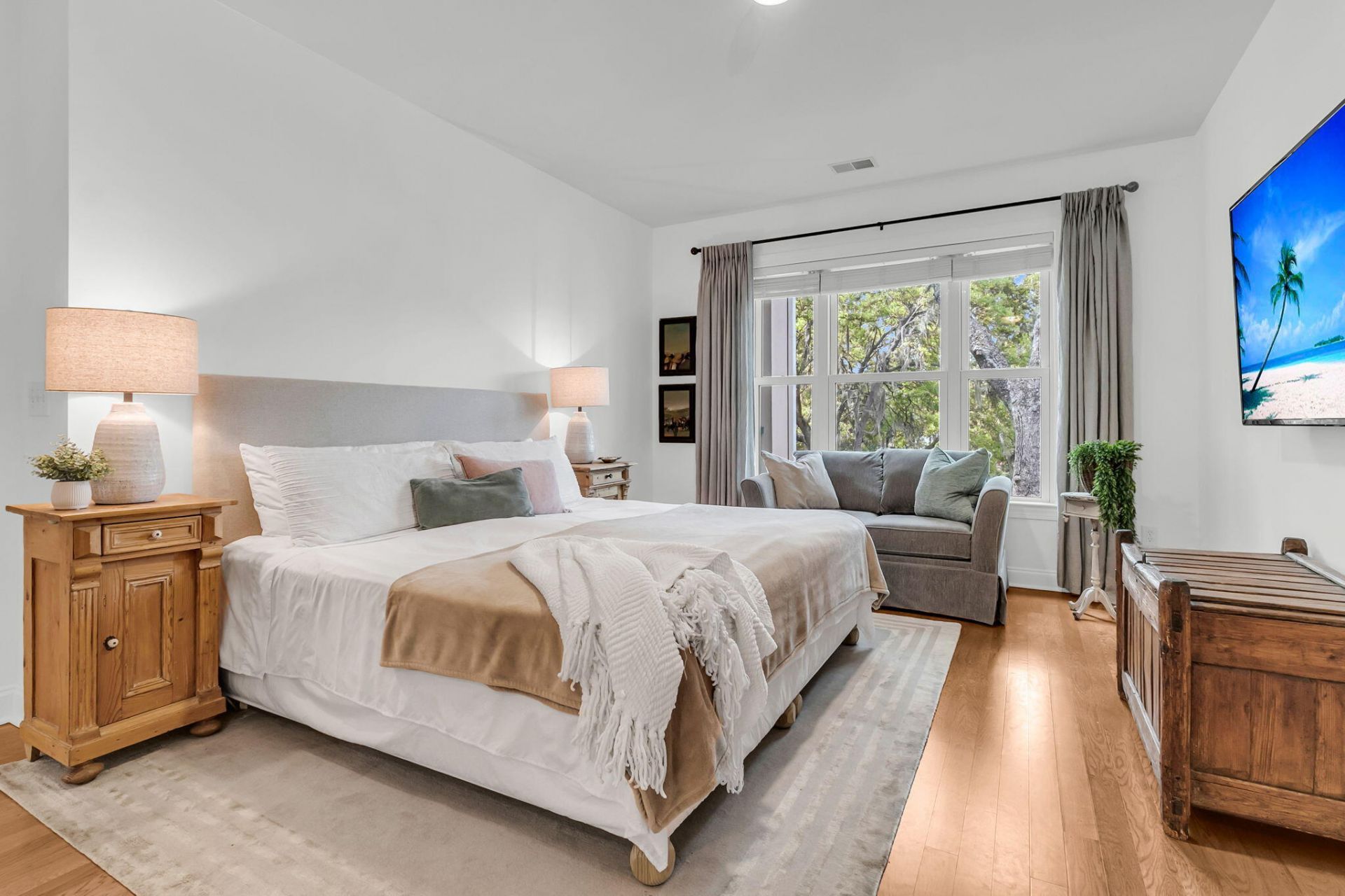 1479 Long Grove Drive Photo 17