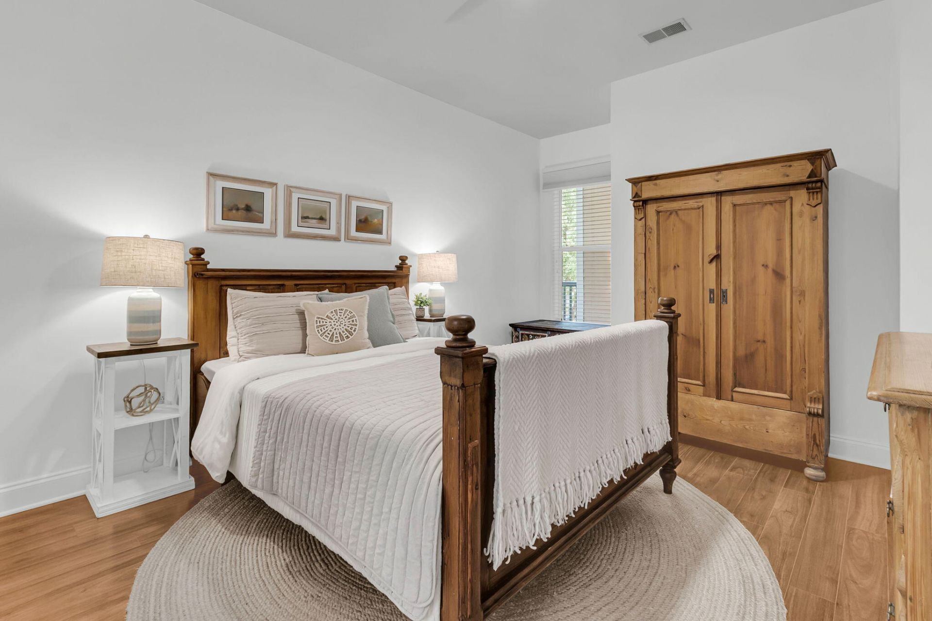 1479 Long Grove Drive Photo 8