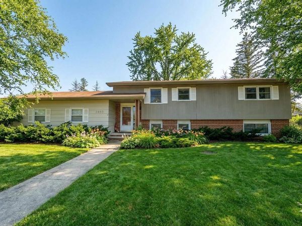 2455 KINGSTON PLACE, Oshkosh, WI 54904