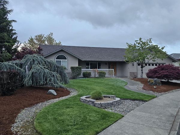 2717 SW Acres Road, Grants Pass, OR 97527