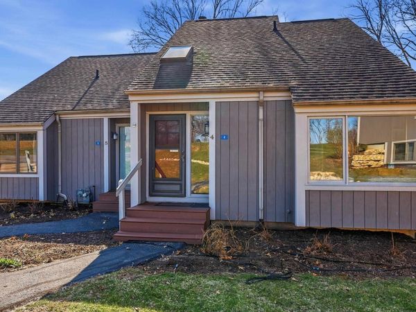 4 Cedar Bluff Lane, Galena, IL 61036