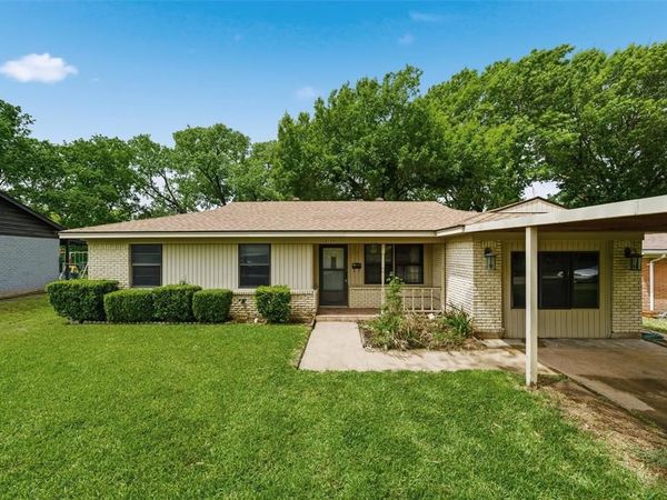 4137 Hiland Drive , Beverly Hills, TX 76711