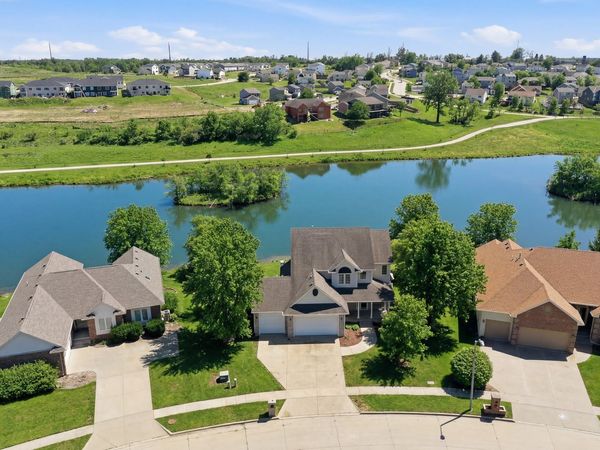2729 Shoreview Circle , Des Moines, IA 50320