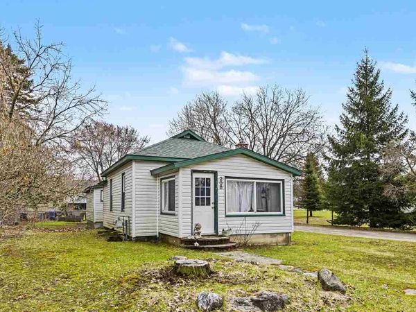 208 N Beech Street, Bellaire, MI 49615