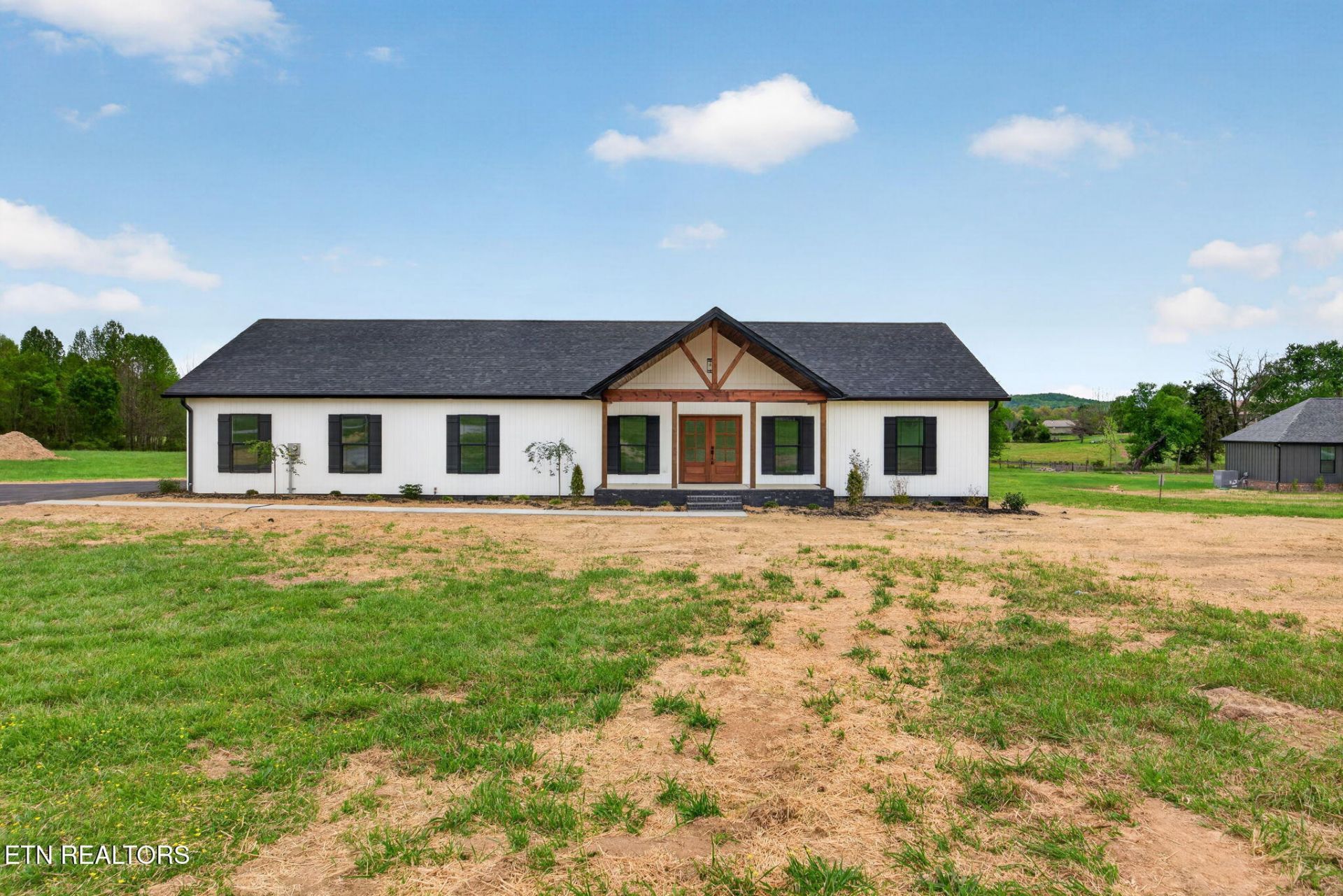 172 Bilbrey Rd, Livingston, TN 38570 Main Photo