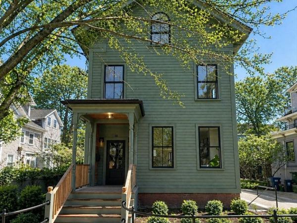 18 Clinton Street, Unit Front, Cambridge, MA 02139