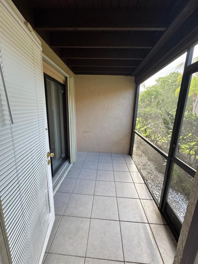 2416 SE Garden Terrace, Unit 203, Port Saint Lucie, FL 34952 Photo