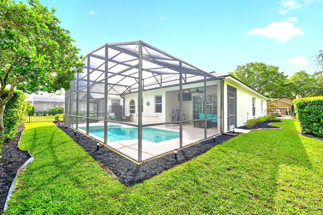 990 Ridgemount Place, Lake Mary, FL 32746 Photo