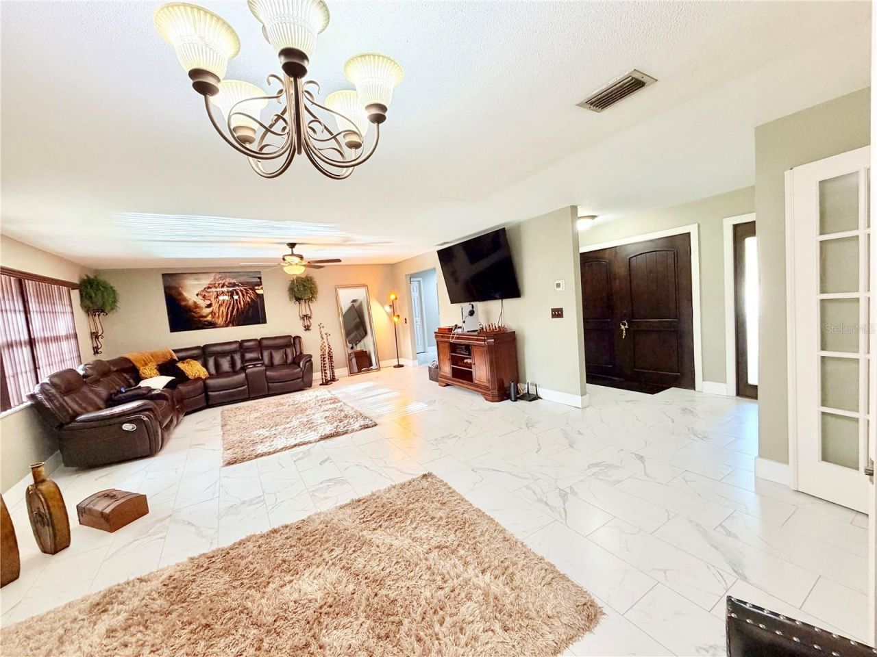 1880 Oak Forest Drive E, Clearwater, FL 33759 Photo