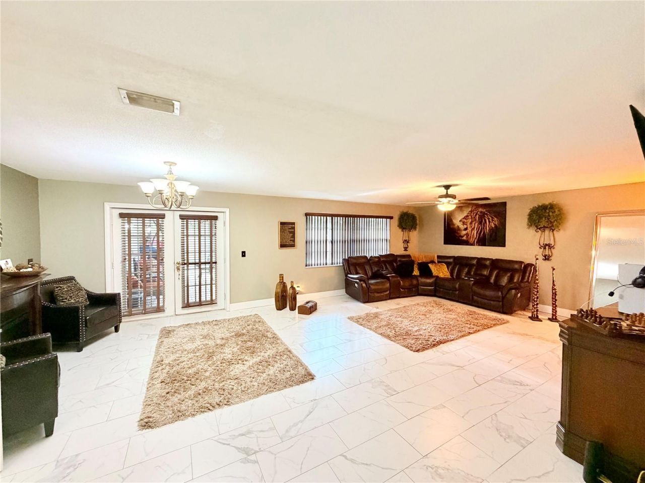 1880 Oak Forest Drive E, Clearwater, FL 33759 Photo