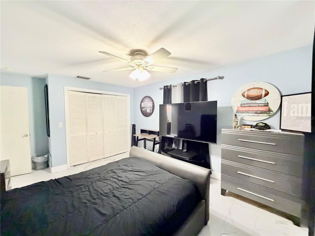 1880 Oak Forest Drive E, Clearwater, FL 33759 Photo