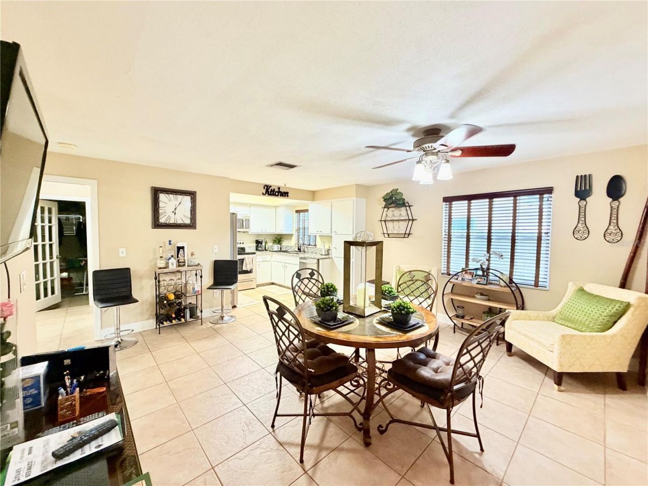 1880 Oak Forest Drive E, Clearwater, FL 33759 Photo